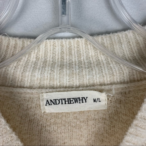 AndTheWhy Beige Cream Fuzzy Knit Star Print Sweater - Picture 6 of 6